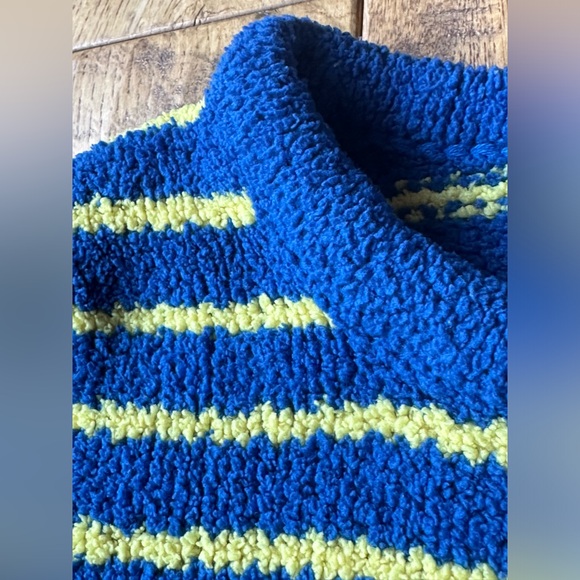 Hanna Andersson Marshmallow Blue with Yellow Stripes Sweater size 100 cm / US 4 - Picture 2 of 6